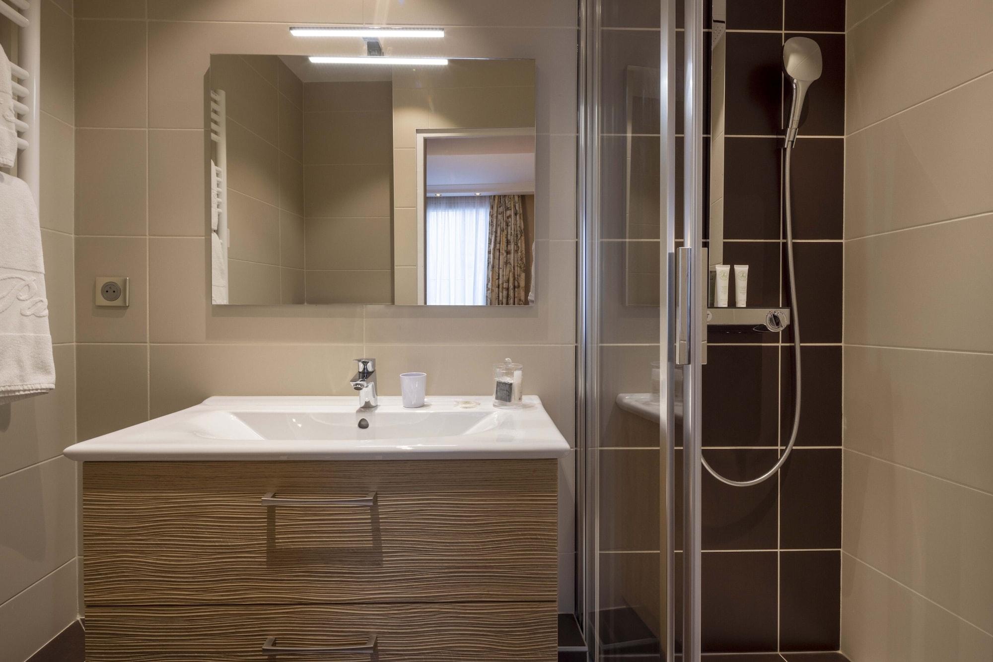 Hotel Le Regent Париж Екстер'єр фото