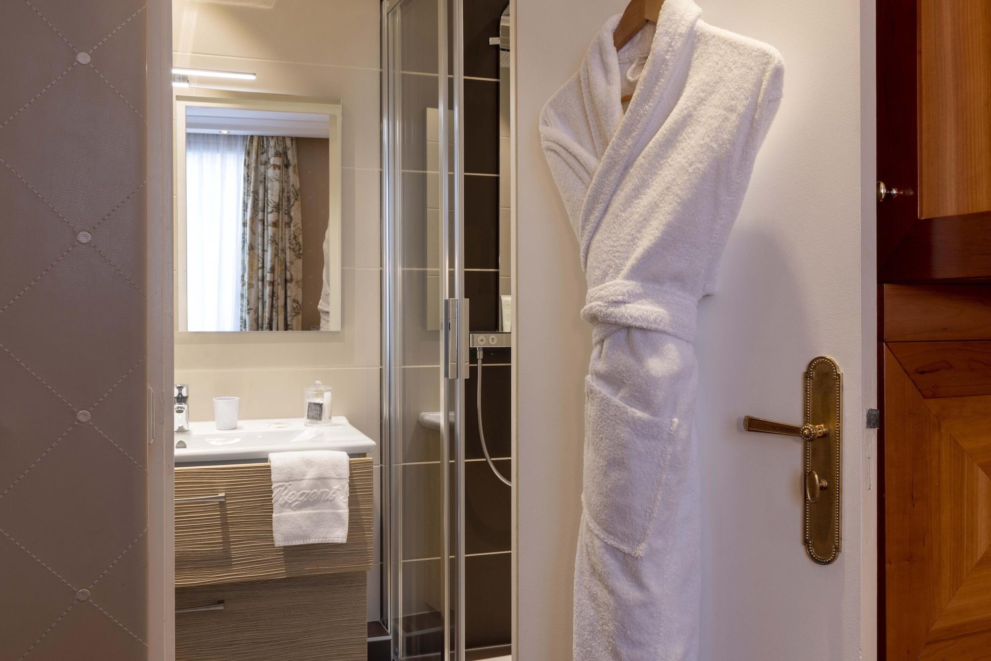 Hotel Le Regent Париж Екстер'єр фото